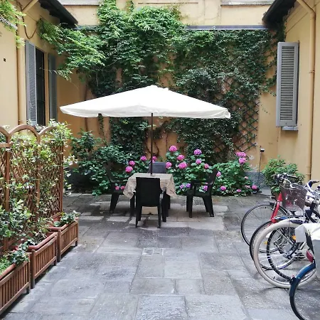 Apartment Olona Place 3