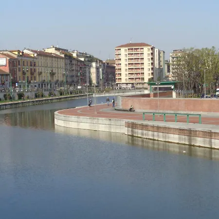 Olona Place 3 Apartmán